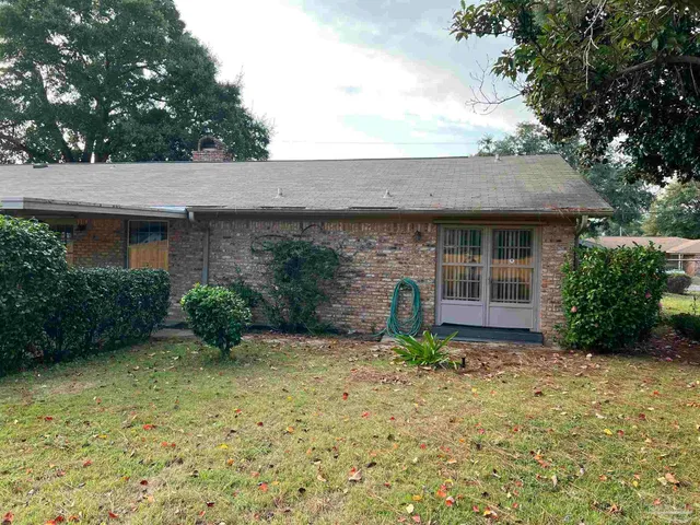 a view of a microwave