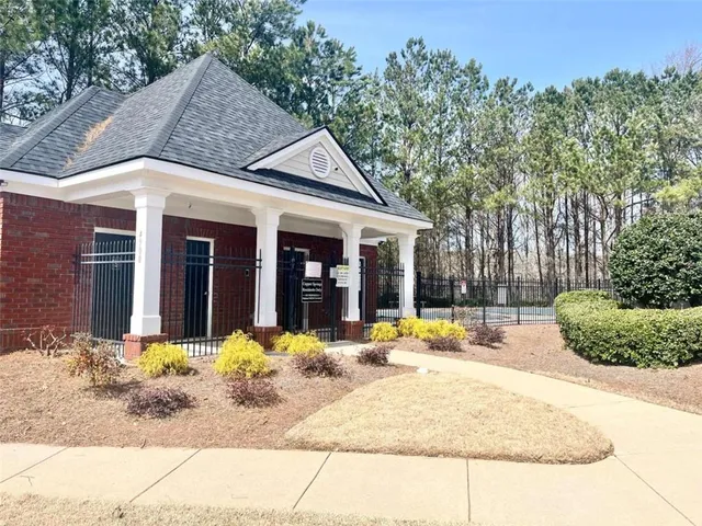 $1,775 | 4713 Autumn Rose Trail, Oakwood, GA 30566