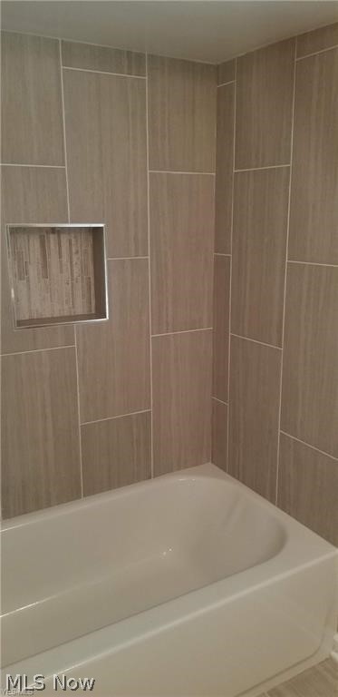 4303 Elmwood Road Cleveland, OH 44121 - Photo 24 of 35