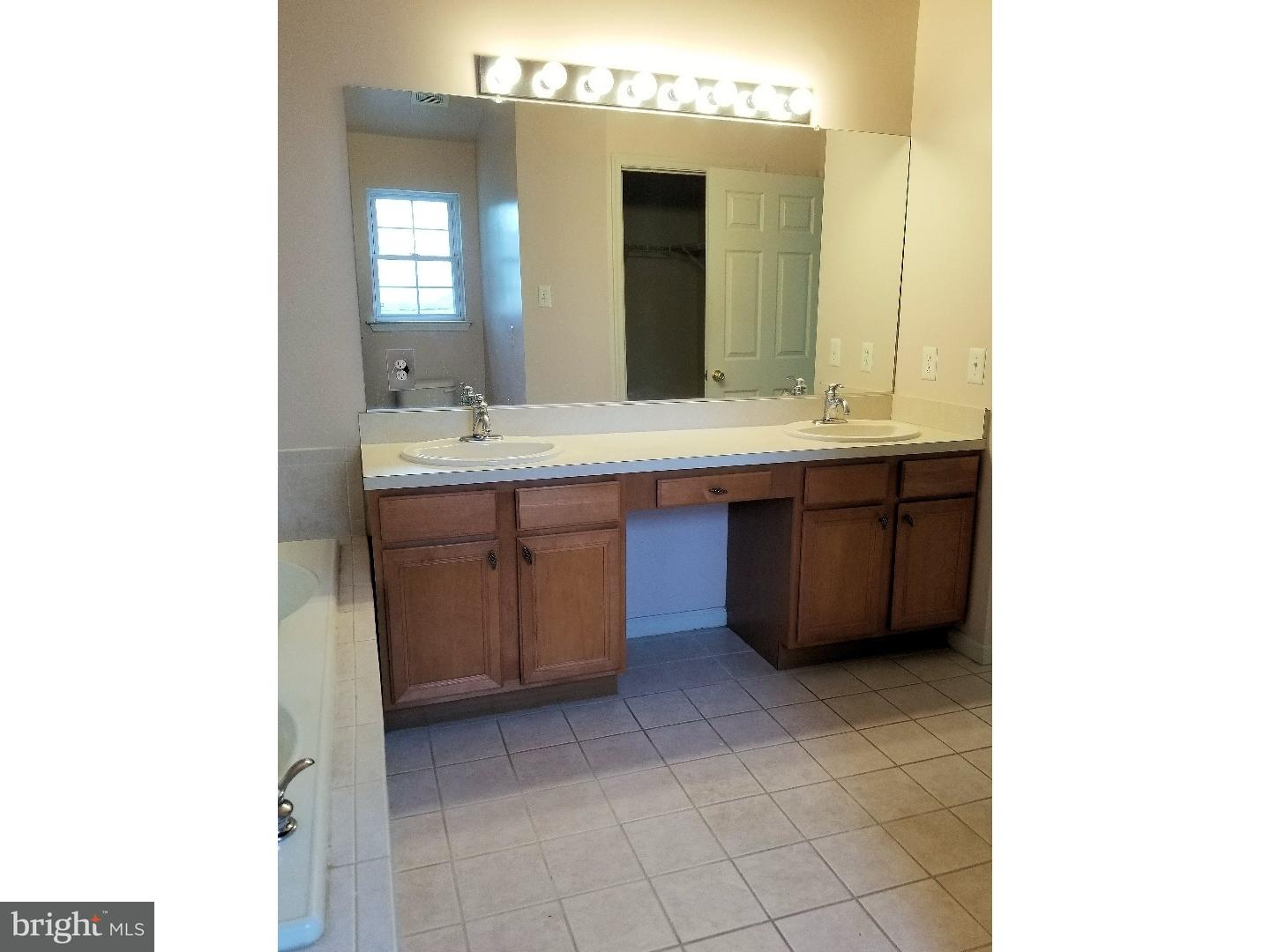 21 Wendover Road East Windsor, NJ 08520 - Photo 15 of 20 Master Bathroom