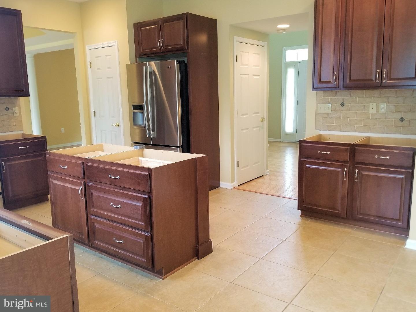 21 Wendover Road East Windsor, NJ 08520 - Photo 9 of 20 Kitchen