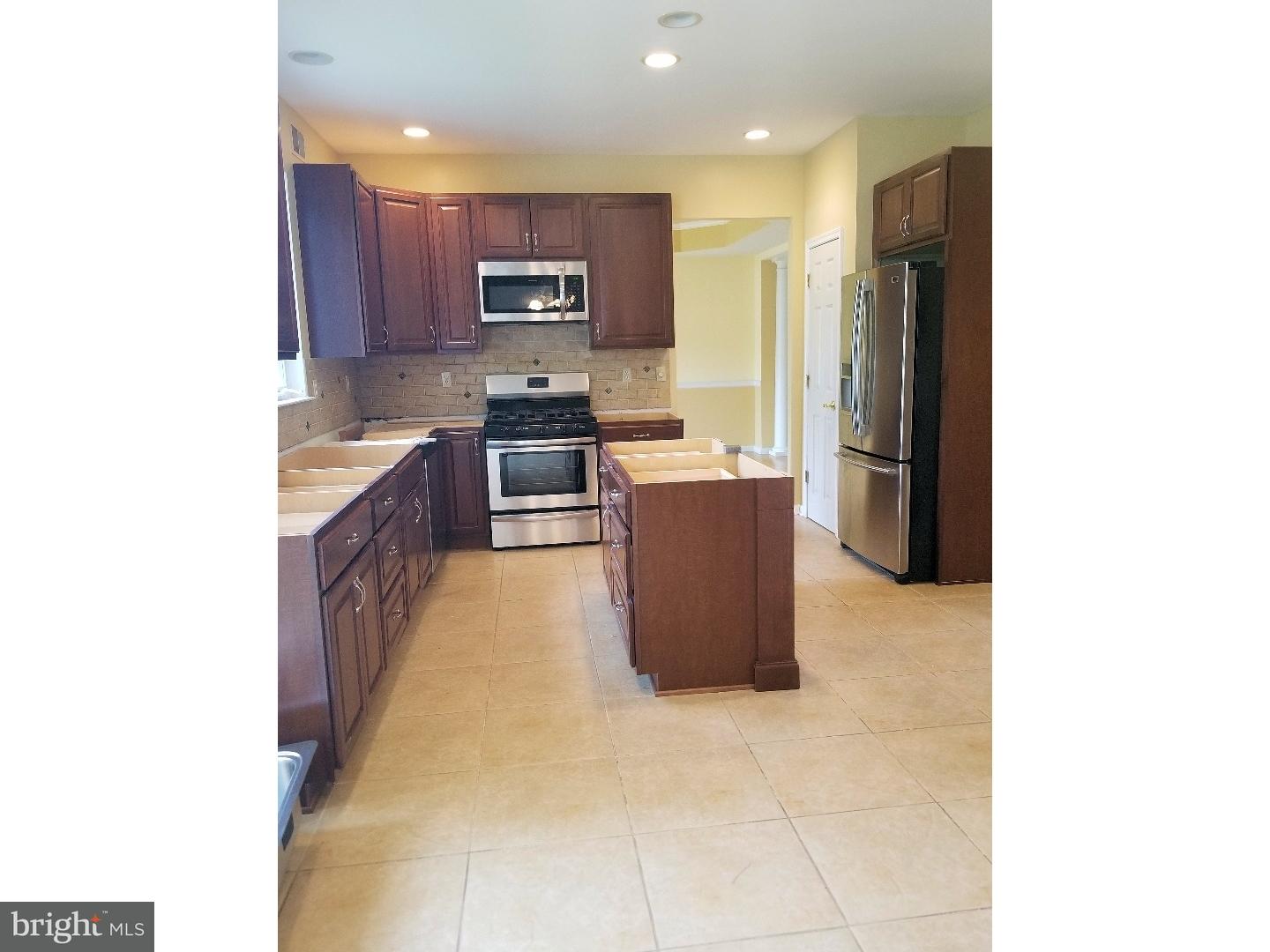 21 Wendover Road East Windsor, NJ 08520 - Photo 10 of 20 Kitchen