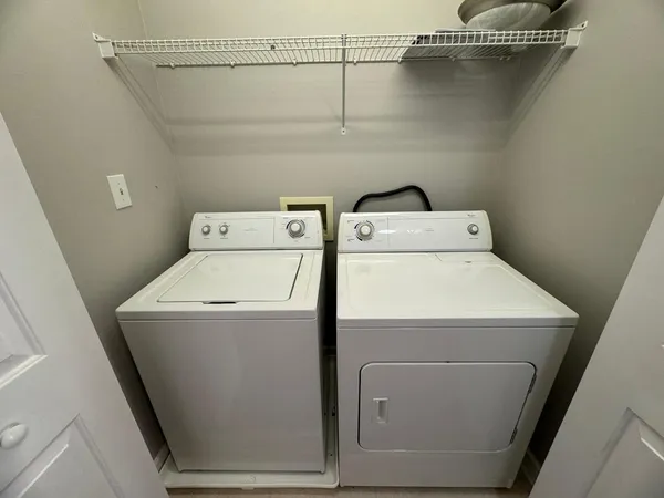 $1,995 | 5324 Goldenglow Way, Raleigh, NC 27606