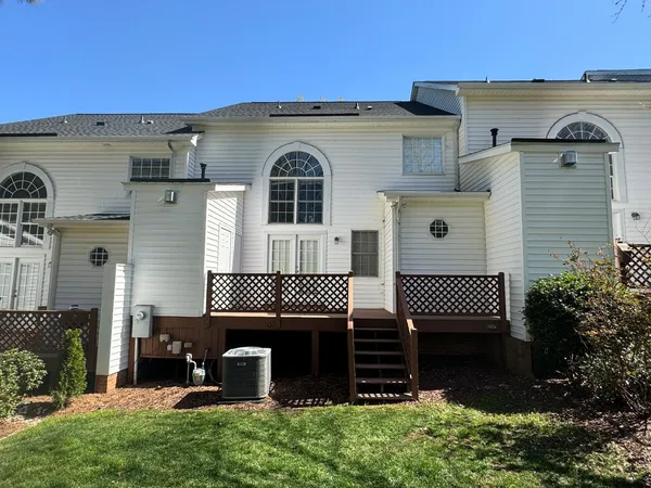 $1,995 | 5324 Goldenglow Way, Raleigh, NC 27606