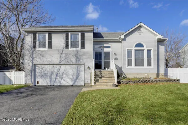 $780,000 | 53 Sweet Gum Road, Howell, NJ 07731