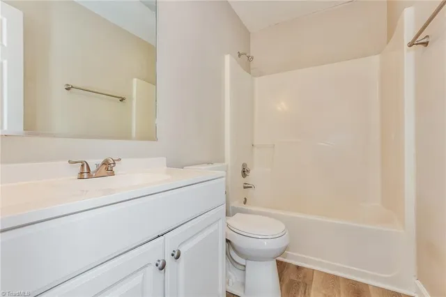 $1,975 | 1107 Foxhaven Drive, Greensboro, NC 27455