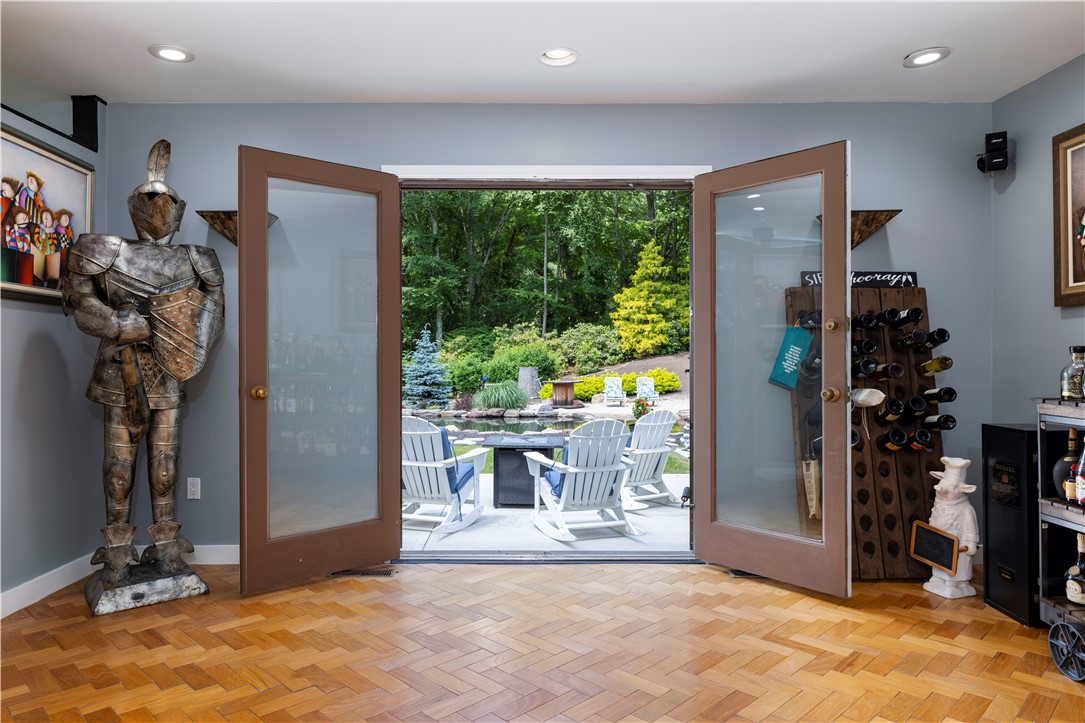 140 White Birch Circle Scituate, RI 02831 - Photo 22 of 50