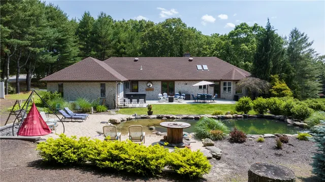 $1,190,000 | 140 White Birch Circle, Scituate, RI 02831