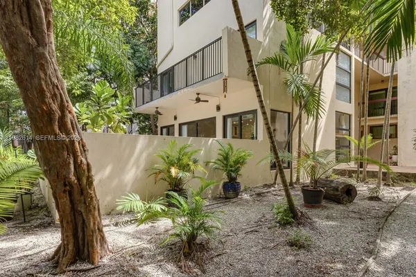 $6,500 | 2400 Brickell Avenue, Unit 103D, Miami, FL 33129