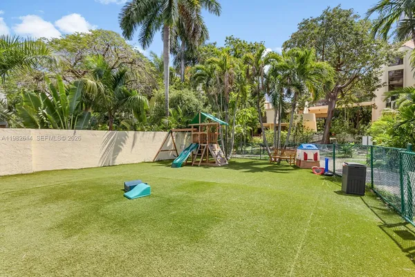 $6,500 | 2400 Brickell Avenue, Unit 103D, Miami, FL 33129