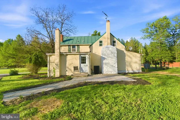 $3,200 | 34017 Welbourne Road, Upperville, VA 20184
