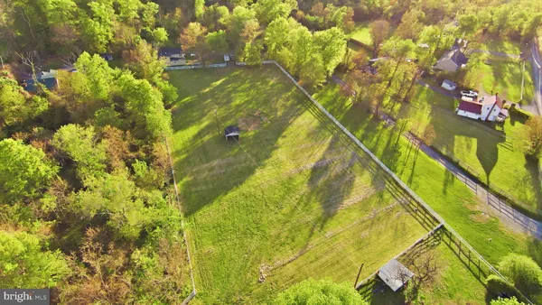 $3,200 | 34017 Welbourne Road, Upperville, VA 20184