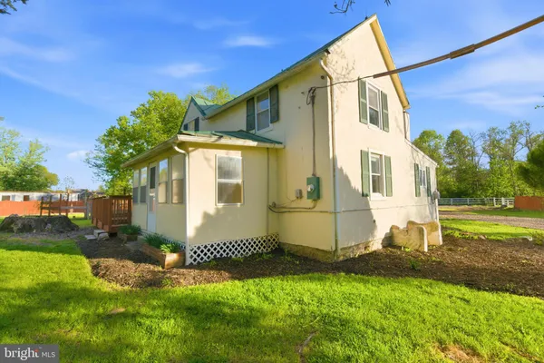 $3,200 | 34017 Welbourne Road, Upperville, VA 20184