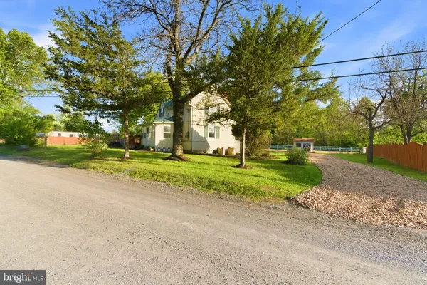 $3,200 | 34017 Welbourne Road, Upperville, VA 20184