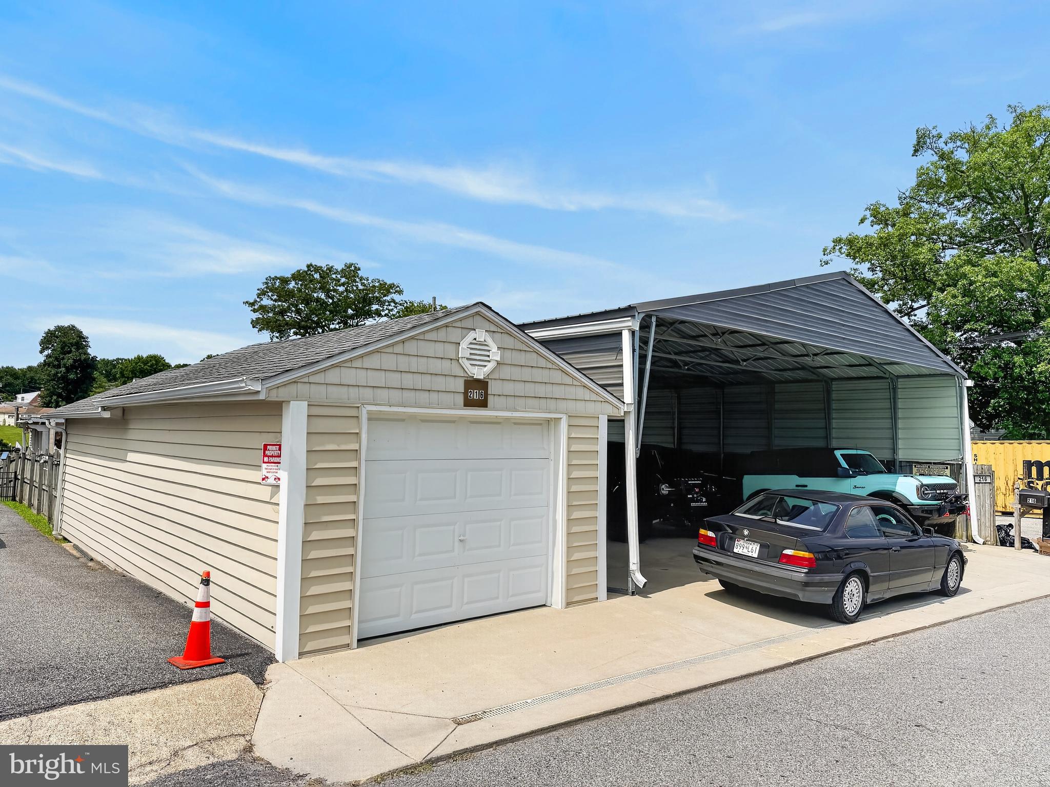 216 Nanticoke Road Essex, MD 21221 - Photo 6 of 73 Gallery Image 6