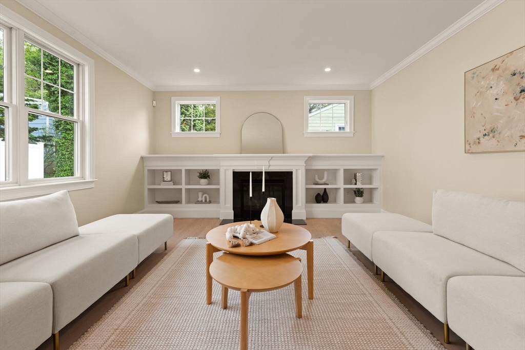 88 School Street Lexington, MA 02421 - Photo 13 of 38