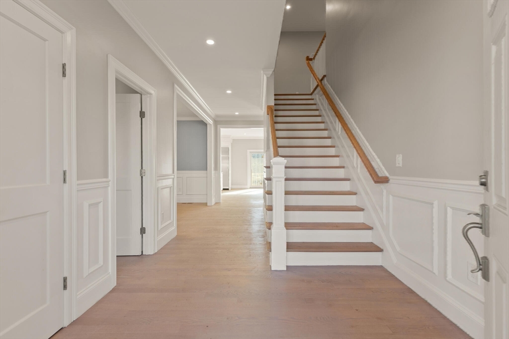 88 School Street Lexington, MA 02421 - Photo 15 of 38