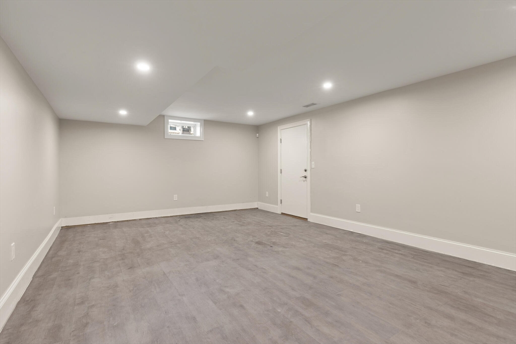 88 School Street Lexington, MA 02421 - Photo 32 of 38