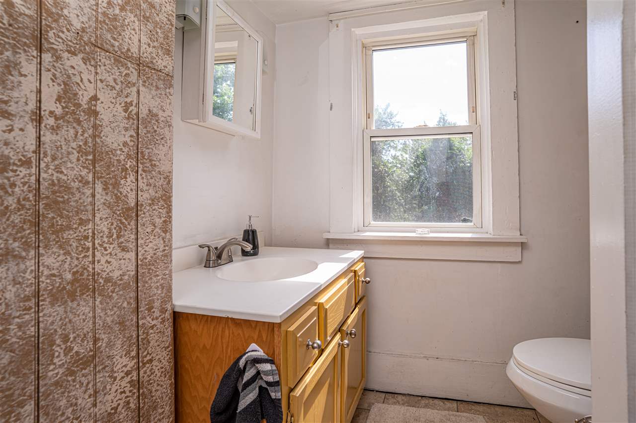 149 Lake Street Bristol, NH 03222 - Photo 20 of 28