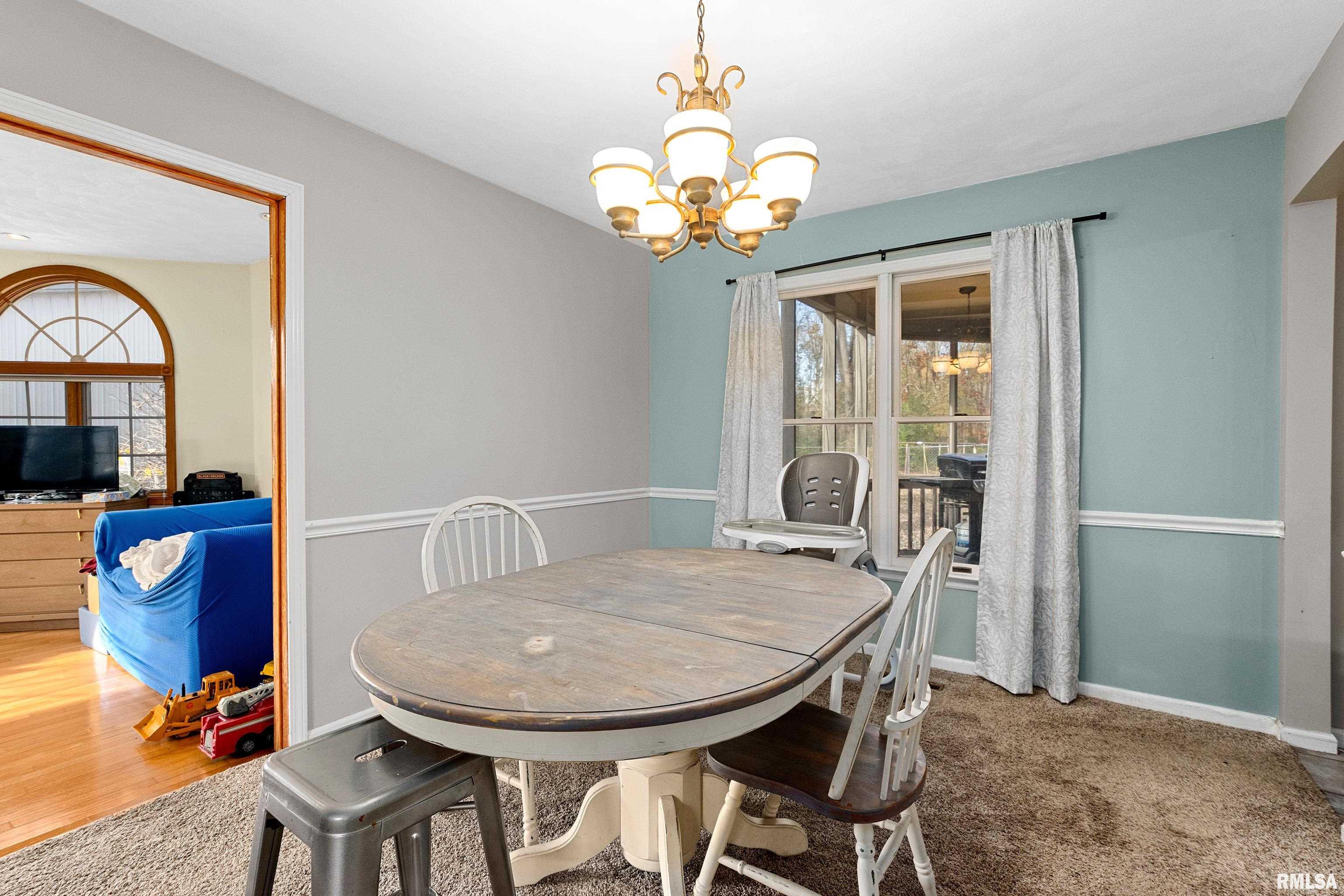 24468 East Oak Park Road Canton, IL 61520 - Photo 15 of 45