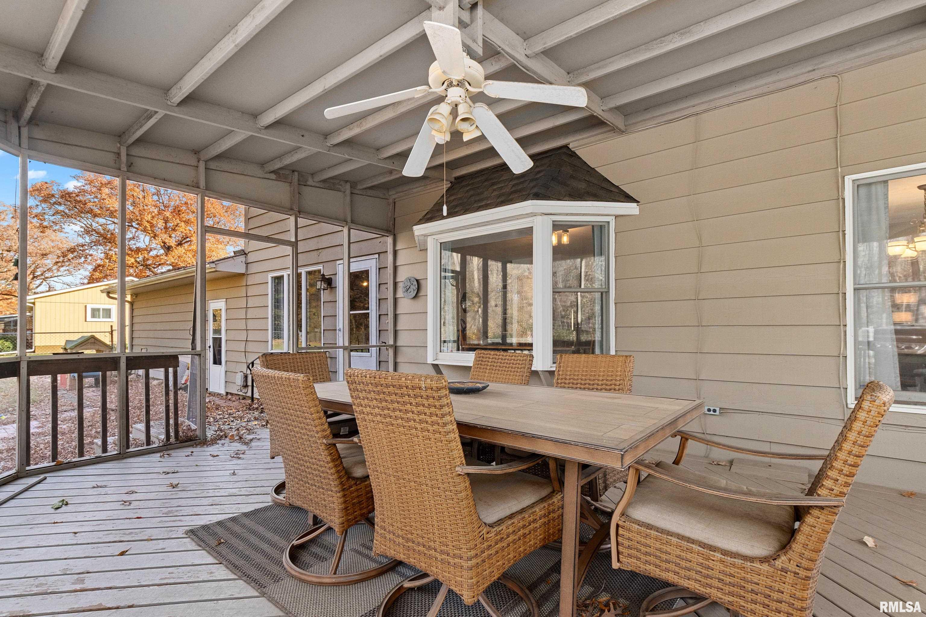 24468 East Oak Park Road Canton, IL 61520 - Photo 43 of 45