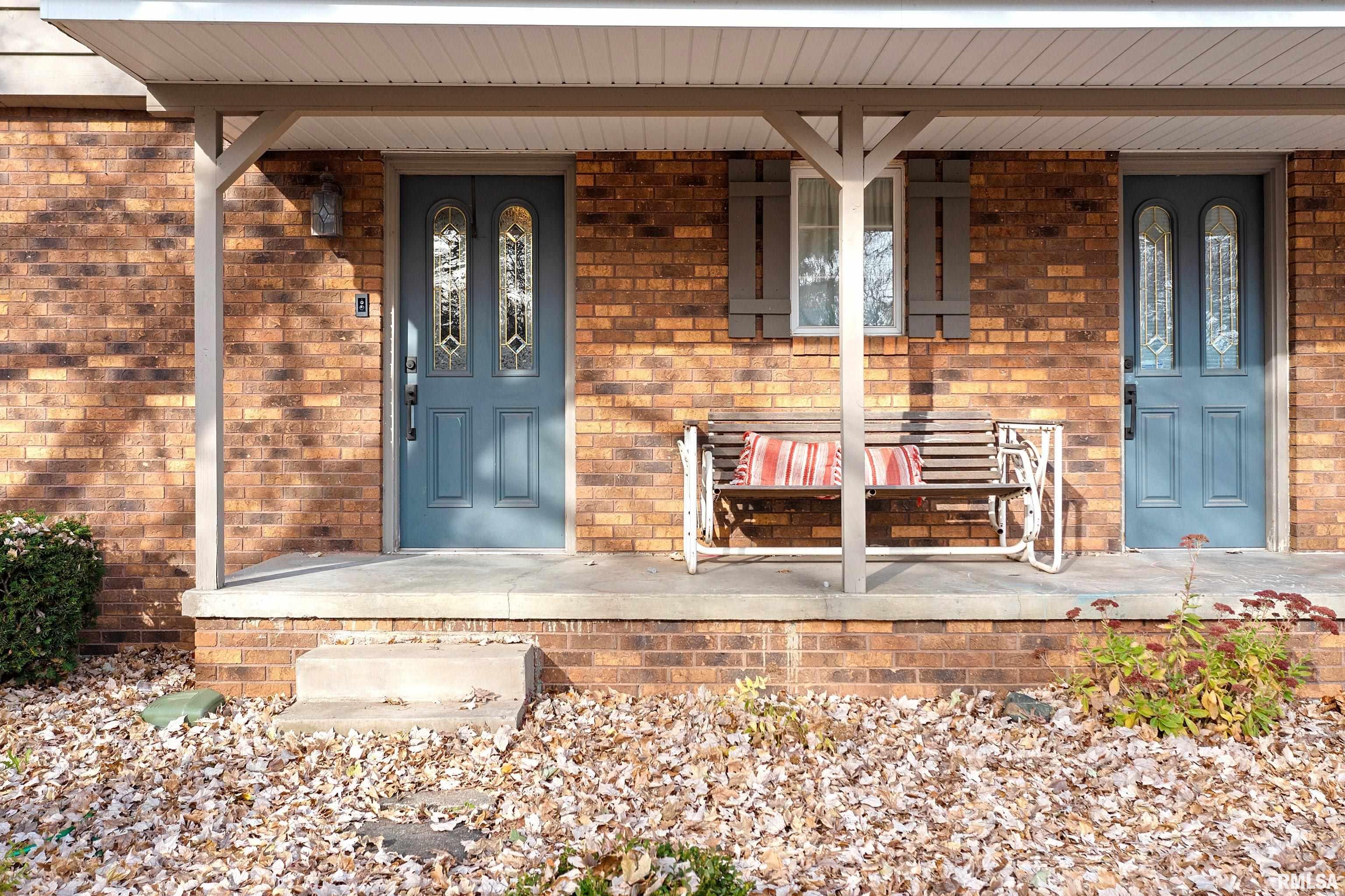 24468 East Oak Park Road Canton, IL 61520 - Photo 9 of 45