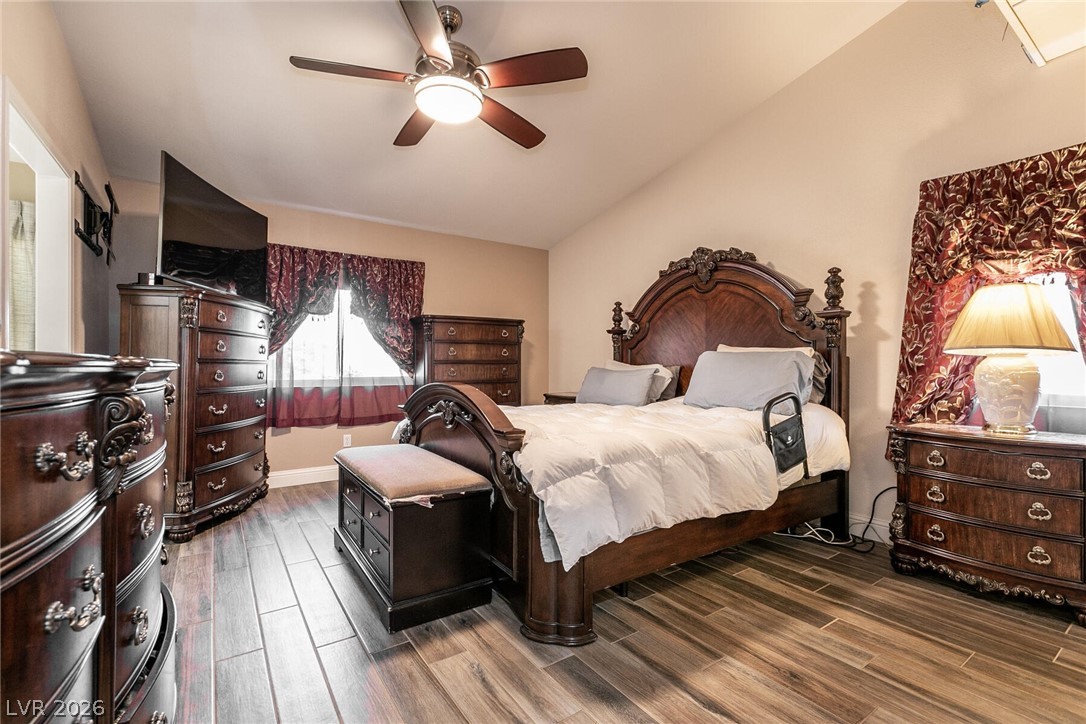 2031 Maple Springs Street Henderson, NV 89002 - Photo 12 of 29