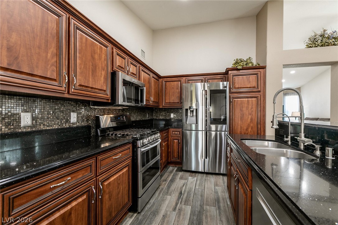 2031 Maple Springs Street Henderson, NV 89002 - Photo 6 of 29