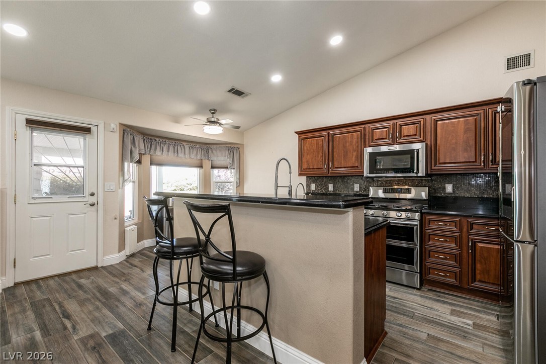 2031 Maple Springs Street Henderson, NV 89002 - Photo 8 of 29