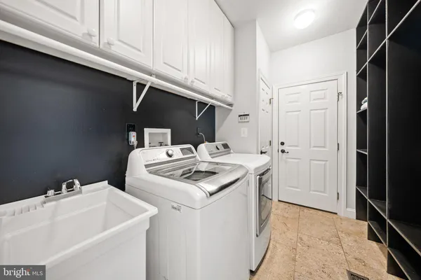 $995,000 | 8434 Governors Run, Ellicott City, MD 21043