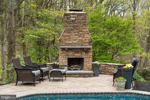 $995,000 | 8434 Governor Run, Ellicott City, MD 21043