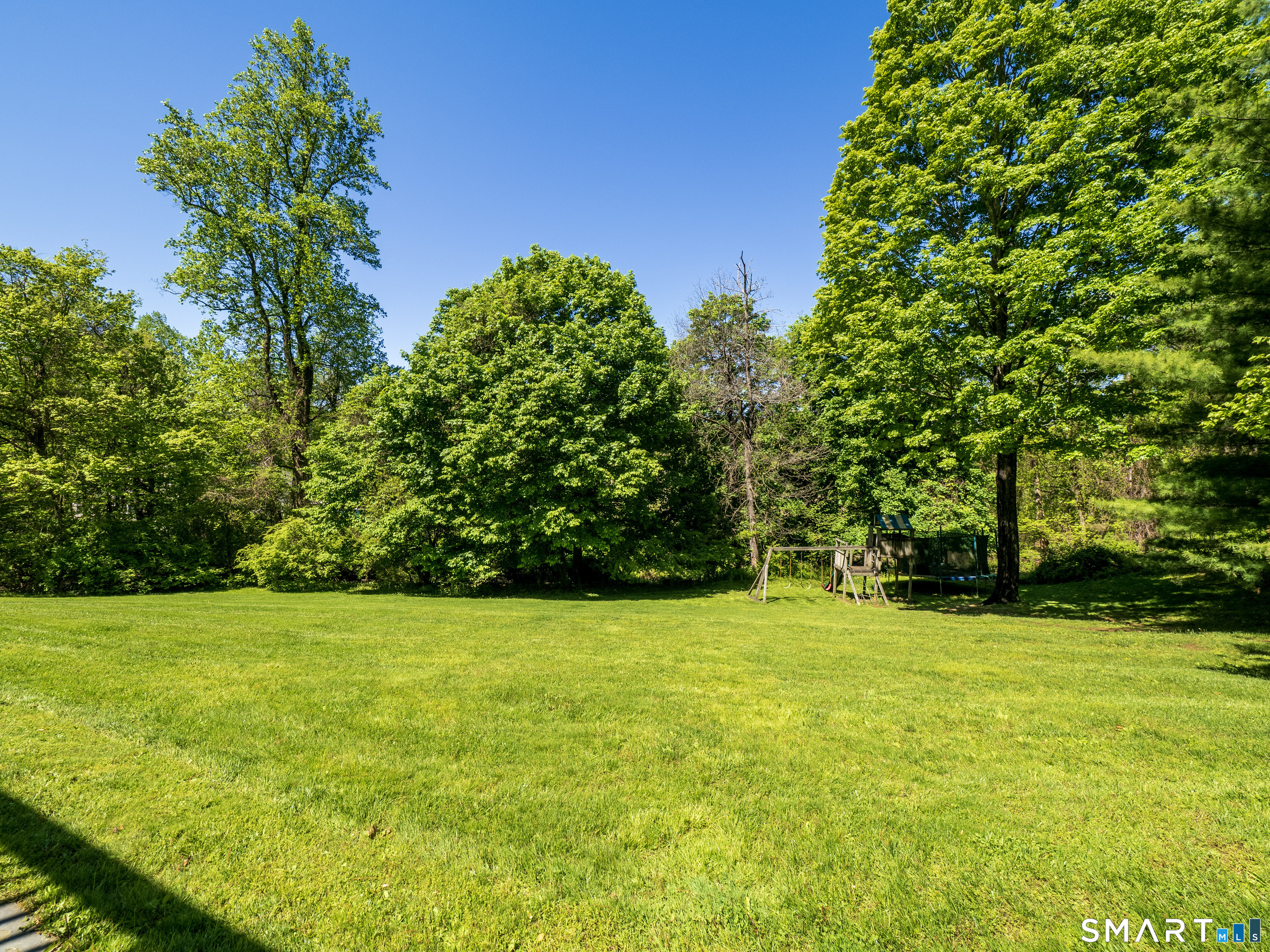 118 Nursery Road Ridgefield, CT 06877 - Photo 16 of 40