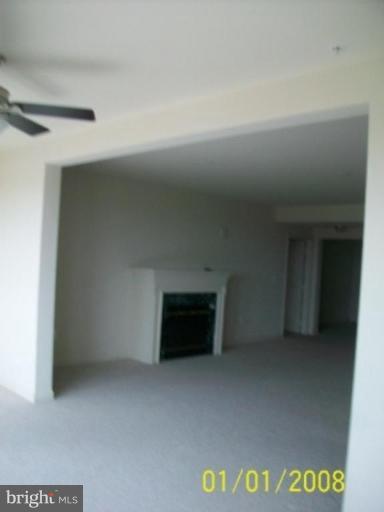 485 Harbor Side Street, Unit 710 Woodbridge, VA 22191 - Photo 3 of 6 Living Room