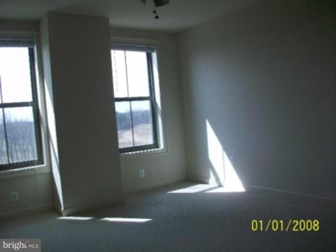 485 Harbor Side Street, Unit 710 Woodbridge, VA 22191 - Photo 5 of 6 Master Bedroom