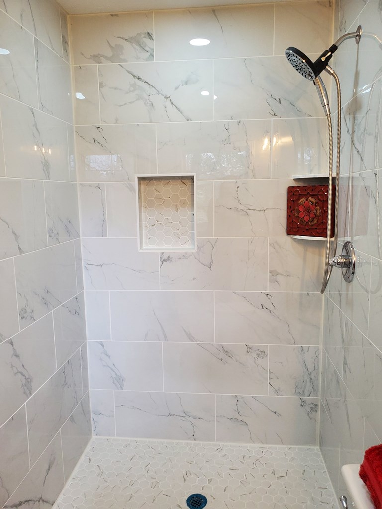 6311 Gable Avenue Columbus, GA 31909 - Photo 16 of 27 a bathroom with a shower