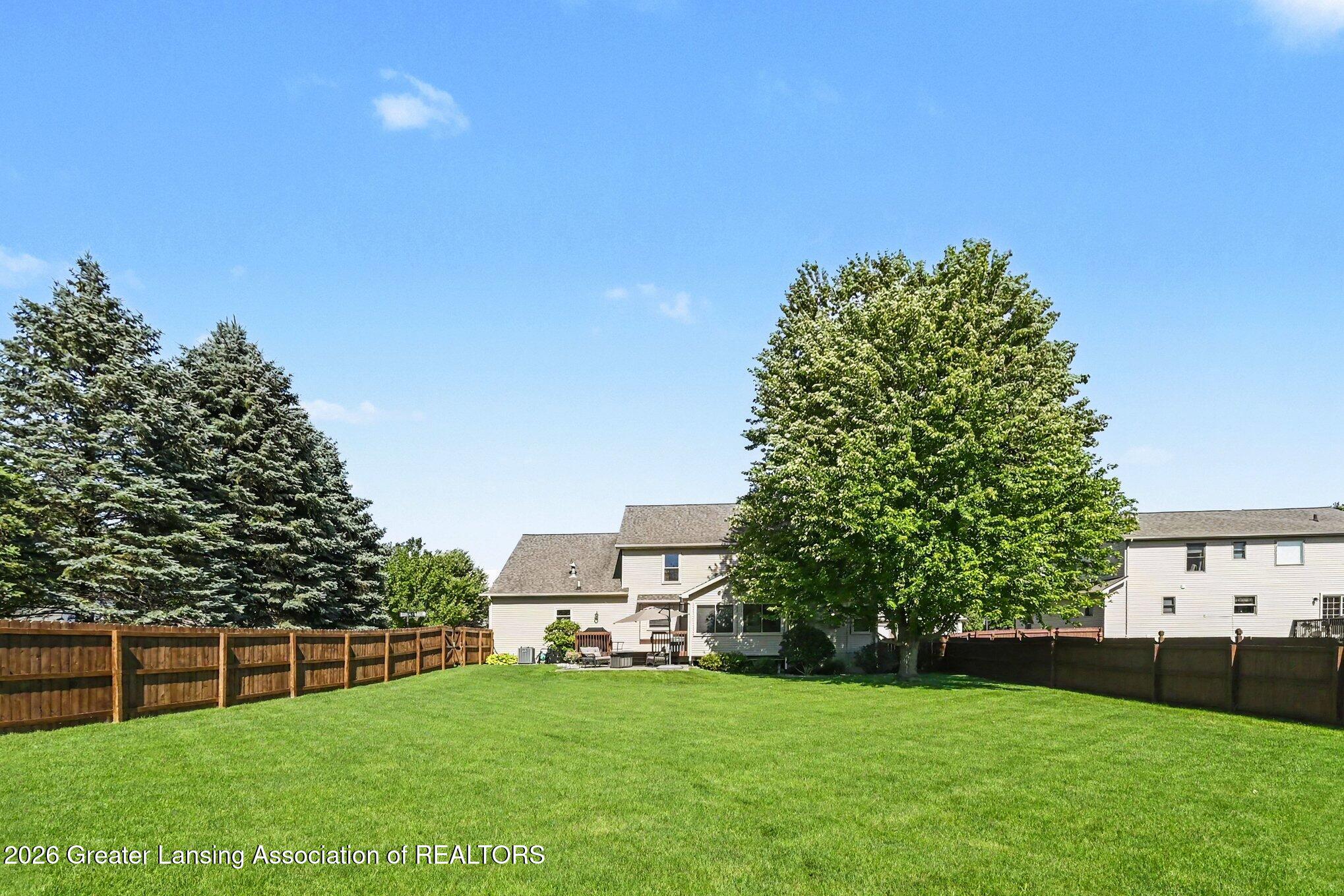 1113 Hawks Ridge Grand Ledge, MI 48837 - Photo 38 of 45 039_file_7737