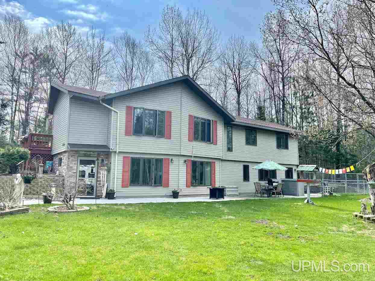 5781 K Road Escanaba, MI 49829 - Photo 1 of 59