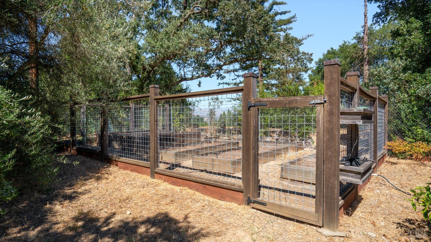 1240 Alexander Valley Road Healdsburg, CA 95448 - Photo 14 of 25 Gallery Image 14