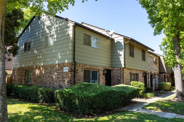 $342,000 | 1978 Benita Drive, Unit 3, Rancho Cordova, CA 95670
