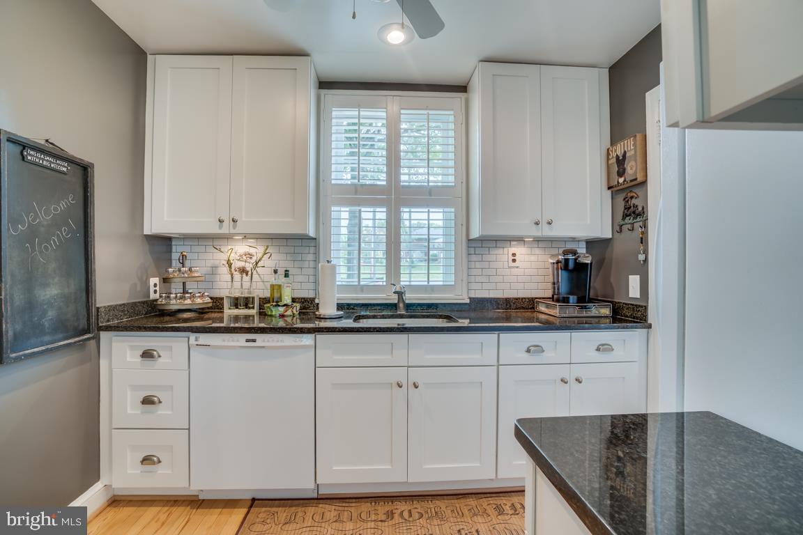 3909 Franconia Road Alexandria, VA 22310 - Photo 14 of 35 crisp white cabinets and