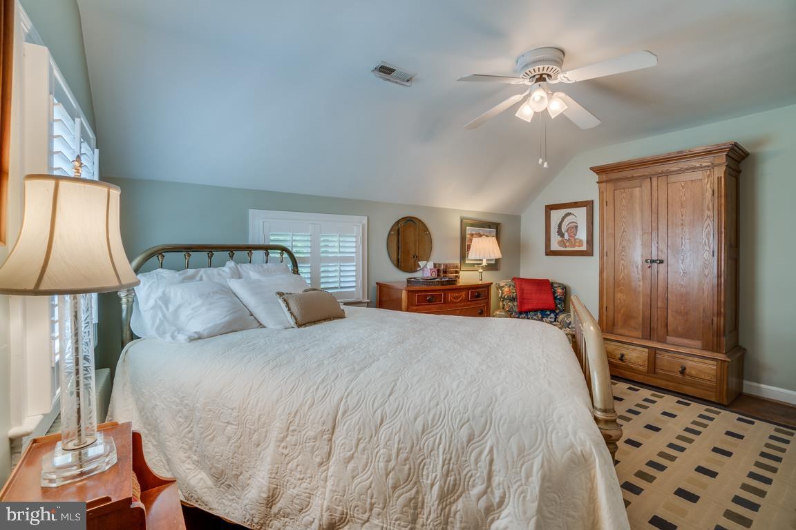 3909 Franconia Road Alexandria, VA 22310 - Photo 25 of 35 with room for storage for all of your clothes.