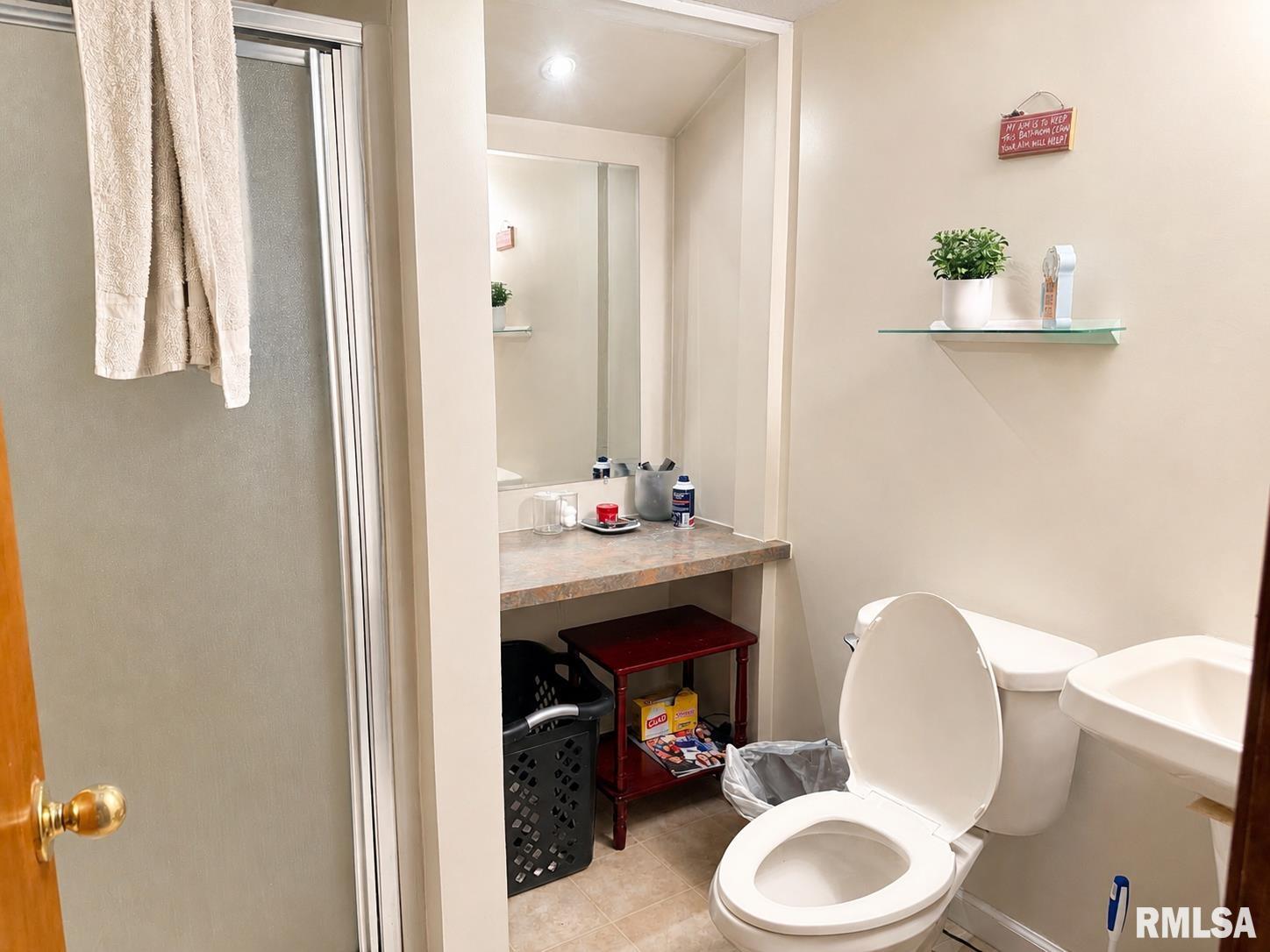 4001 Hazelcrest Road Springfield, IL 62703 - Photo 16 of 19 Gallery Image 16