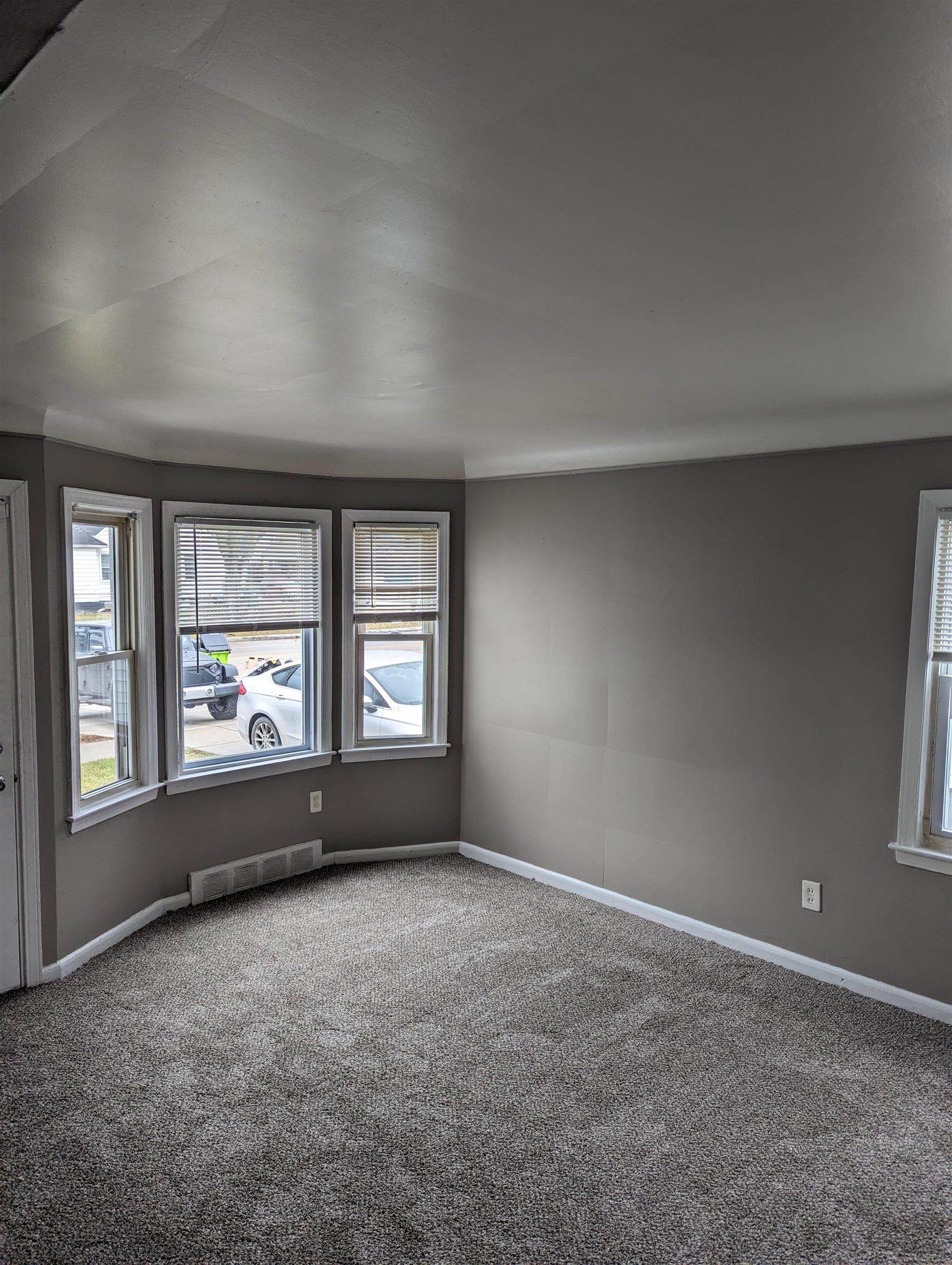 17520 Toepfer Drive Eastpointe, MI 48021 - Photo 2 of 8