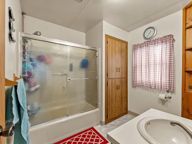 $685,000 | 3106 East County Hwy V, Mishicot, WI 54228