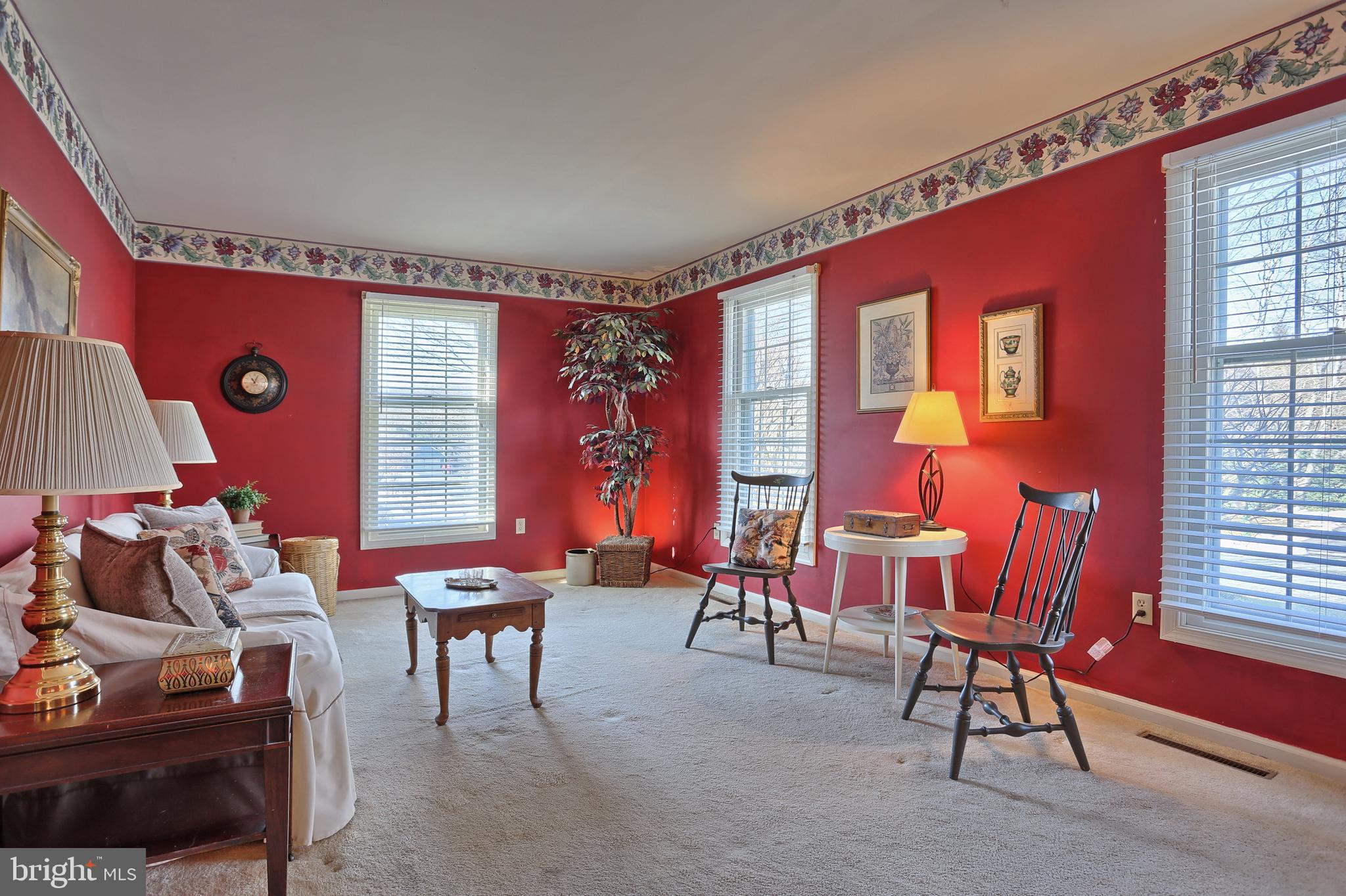 397 Yorktown Road Hershey, PA 17033 - Photo 7 of 43 Gallery Image 7