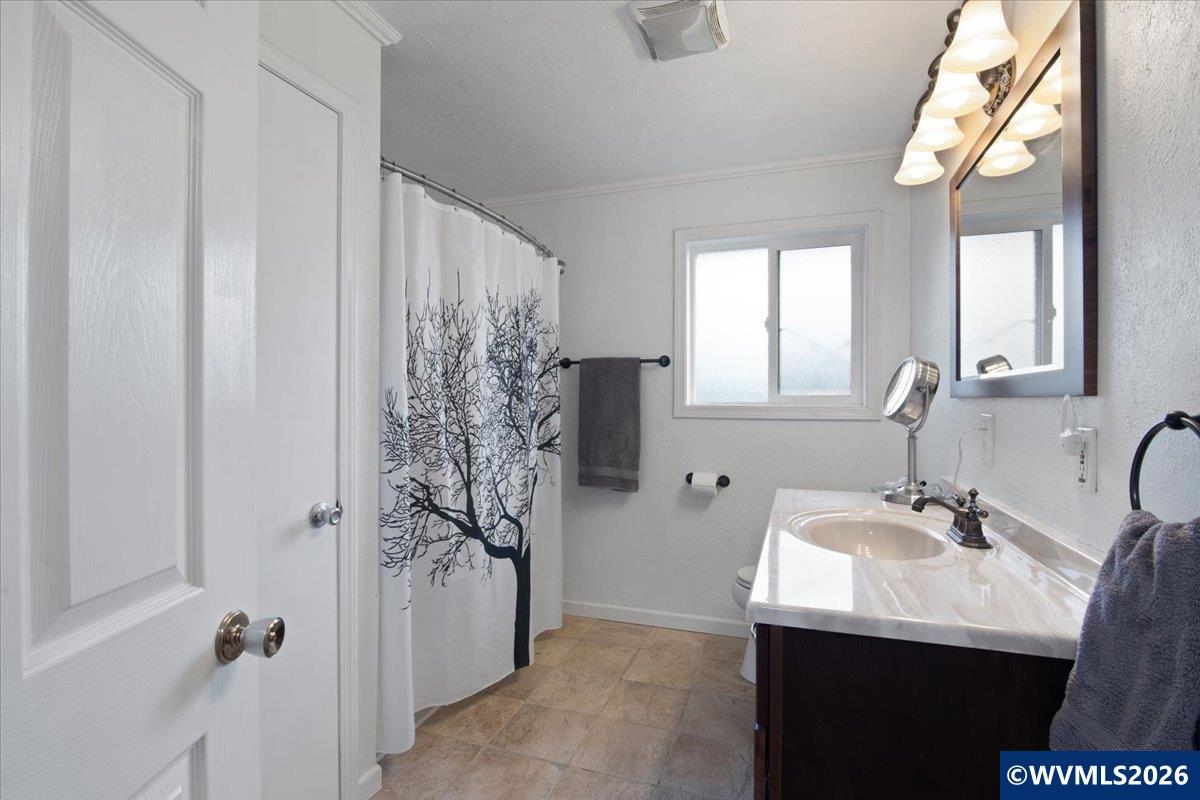 247 Cedar Street Lyons, OR 97358 - Photo 23 of 40