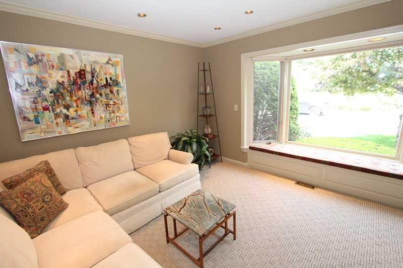 29 Foreside Common Road, Unit 29 Falmouth, ME 04105 - Photo 7 of 35 Den/Family/Great Room.