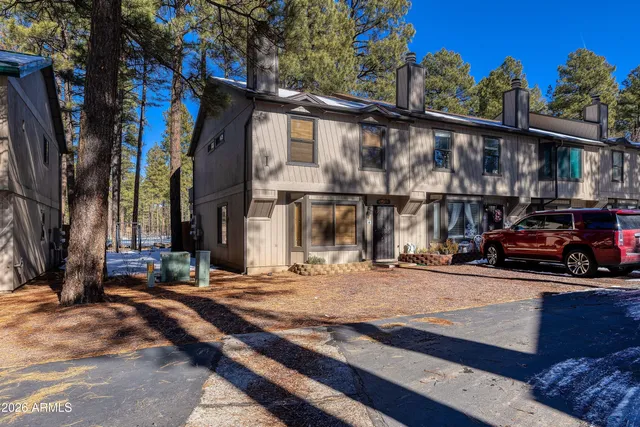 $340,000 | 1460 South Adair Drive, Unit 6, Pinetop, AZ 85935