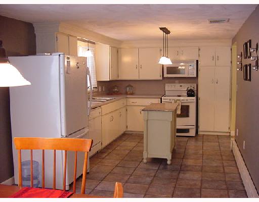 77 Angell Road Cumberland, RI 02864 - Photo 3 of 8 Kitchen.