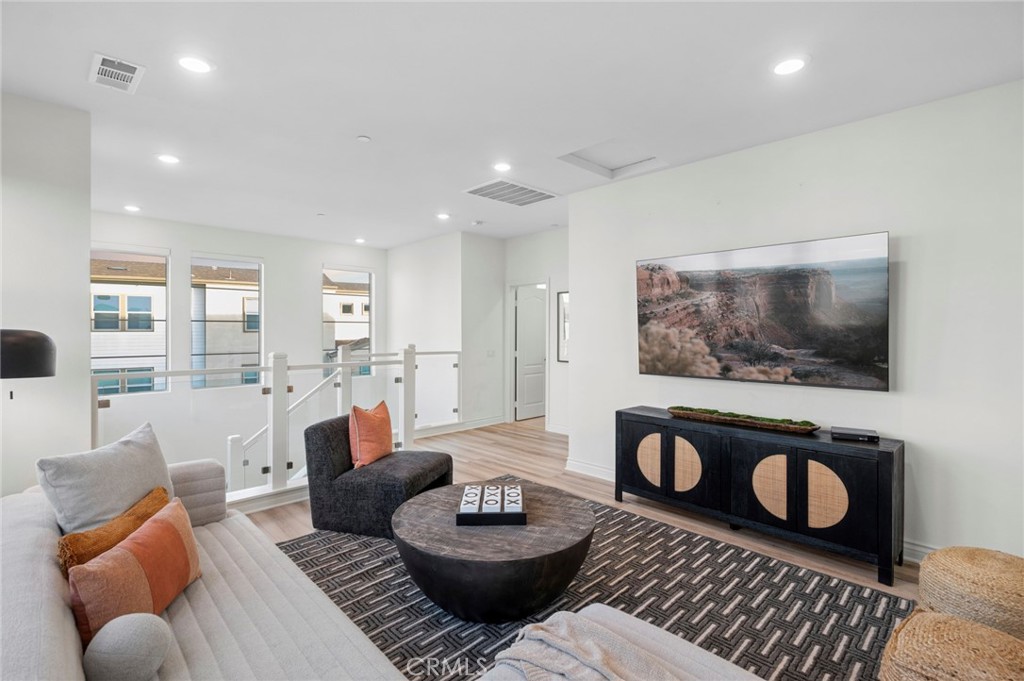 120 Frame Irvine, CA 92618 - Photo 29 of 73